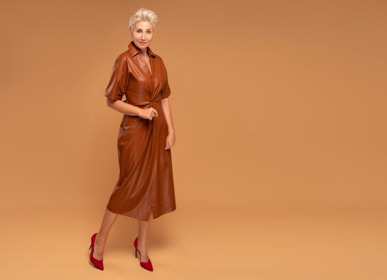 Adapting High Street Fashion for the Mature Woman Adapting High Street Fashion for the Mature Woman