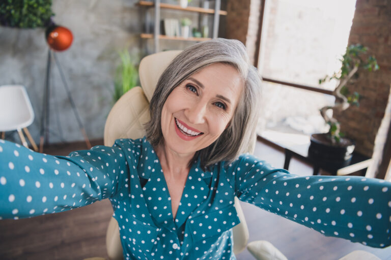 How to Craft a Lookbook: Inspiration for Mature Fashion Enthusiasts How to Craft a Lookbook Inspiration for Mature Fashion Enthusiasts