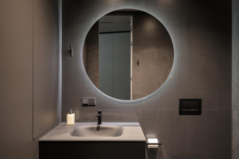 Statement Mirrors Reflecting Style and Elegance