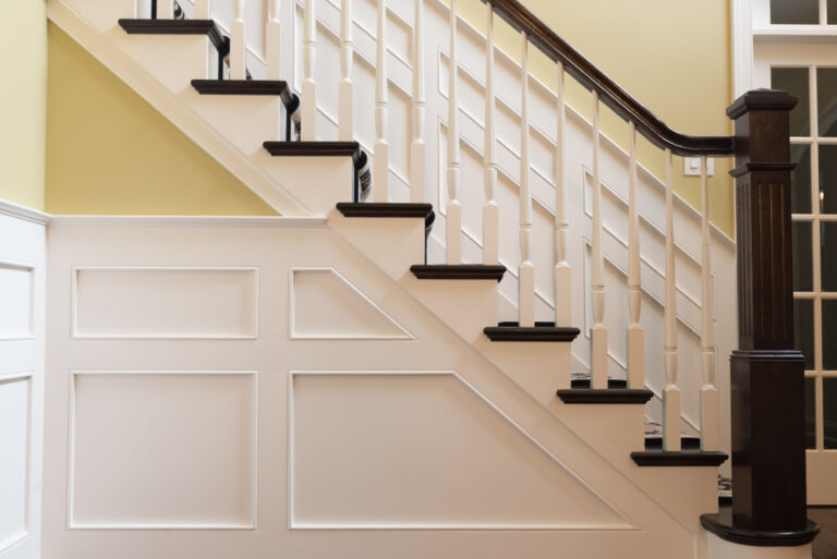 The Sophistication of Crown Molding and Wainscoting The Sophistication of Crown Molding and Wainscoting